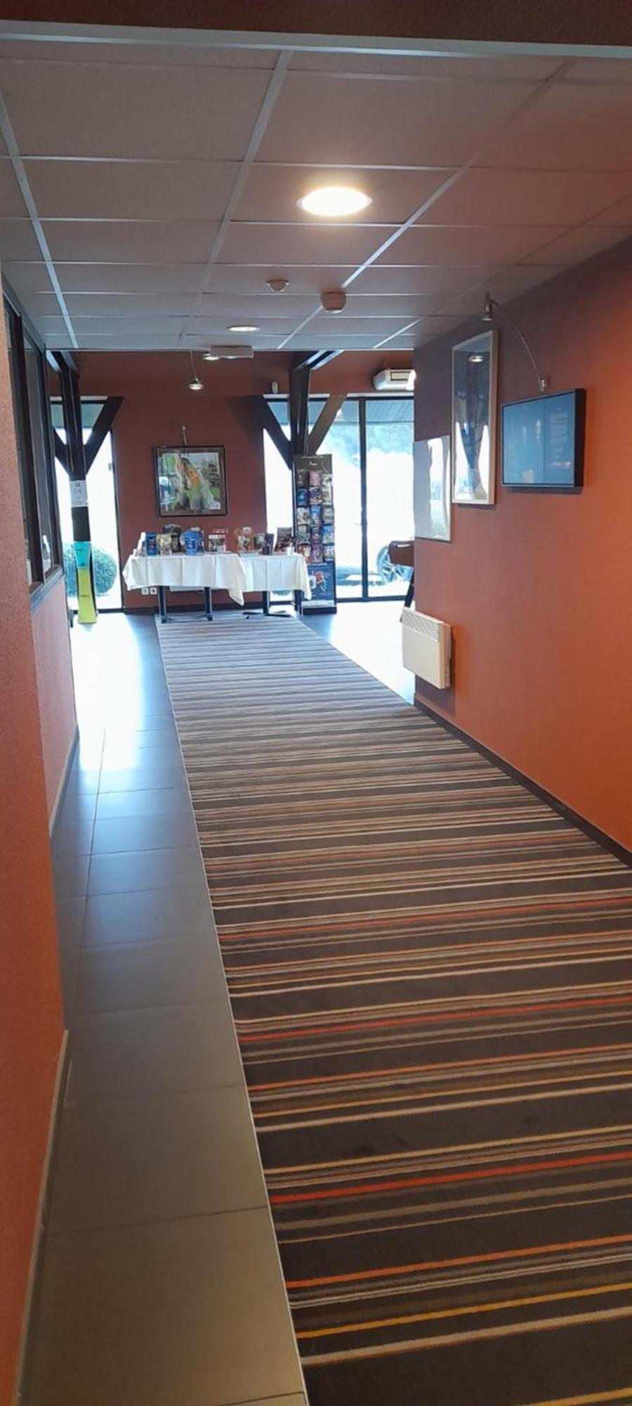 Ibis Styles Segre Segré Exterior foto
