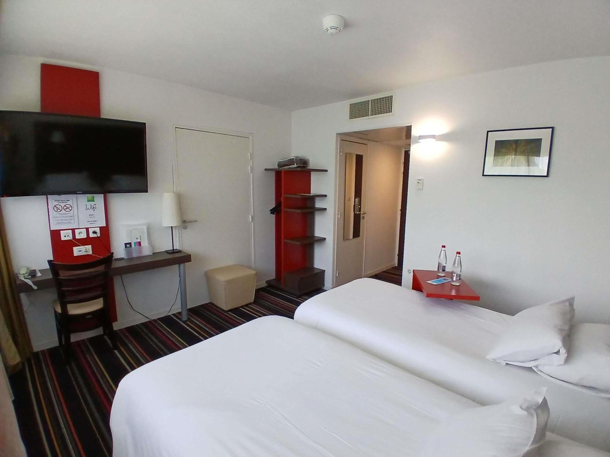 Ibis Styles Segre Segré Exterior foto